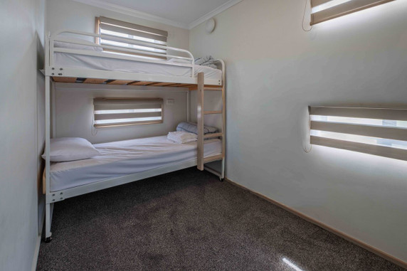 BIG4 Ulladulla - Pet Friendly Cabin (2-bedroom/sleeps 4)