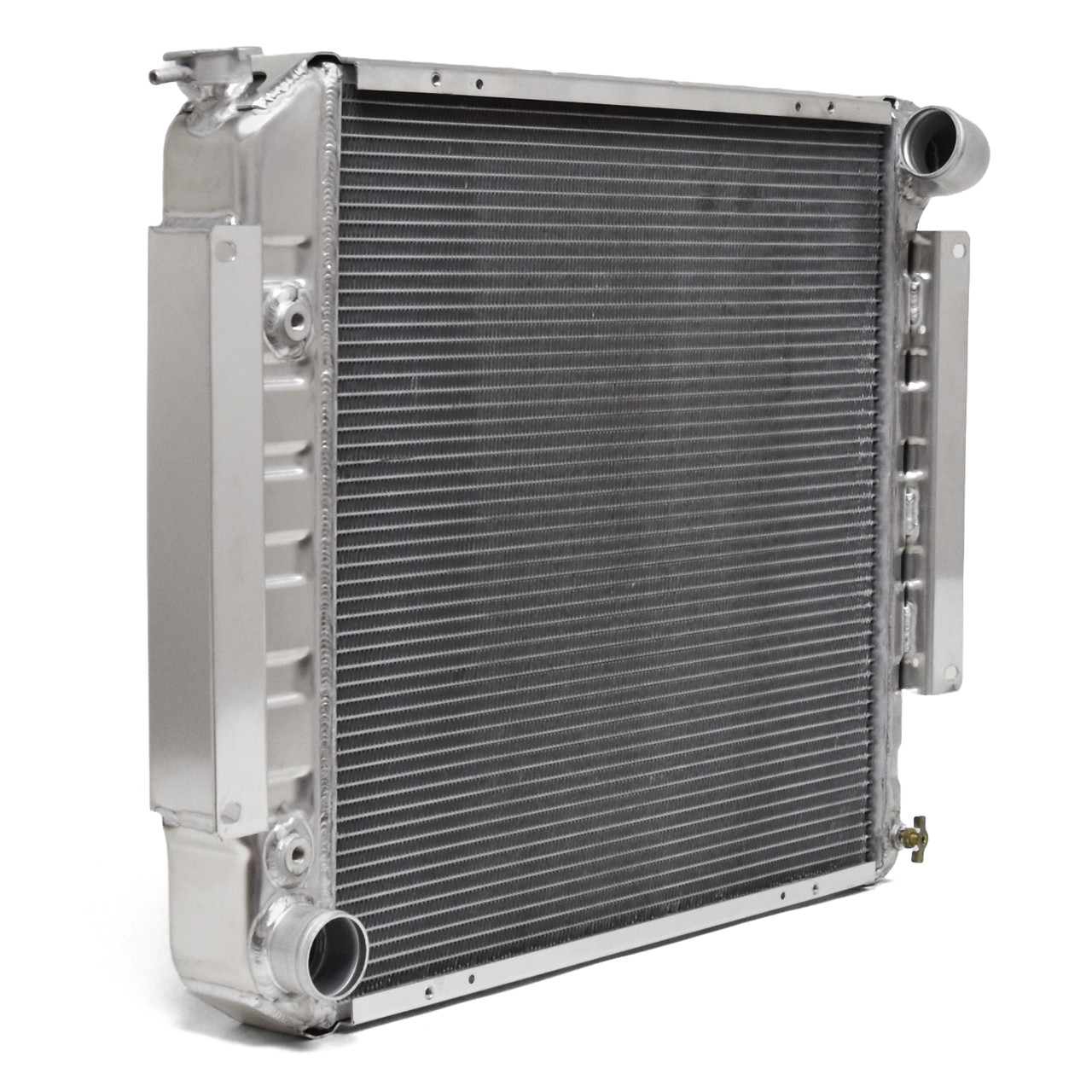 eClassics 1971-1980 International Harvester Scout II MaxCore OE-Style 3-Row  Aluminum Radiator V8 - eClassics.com