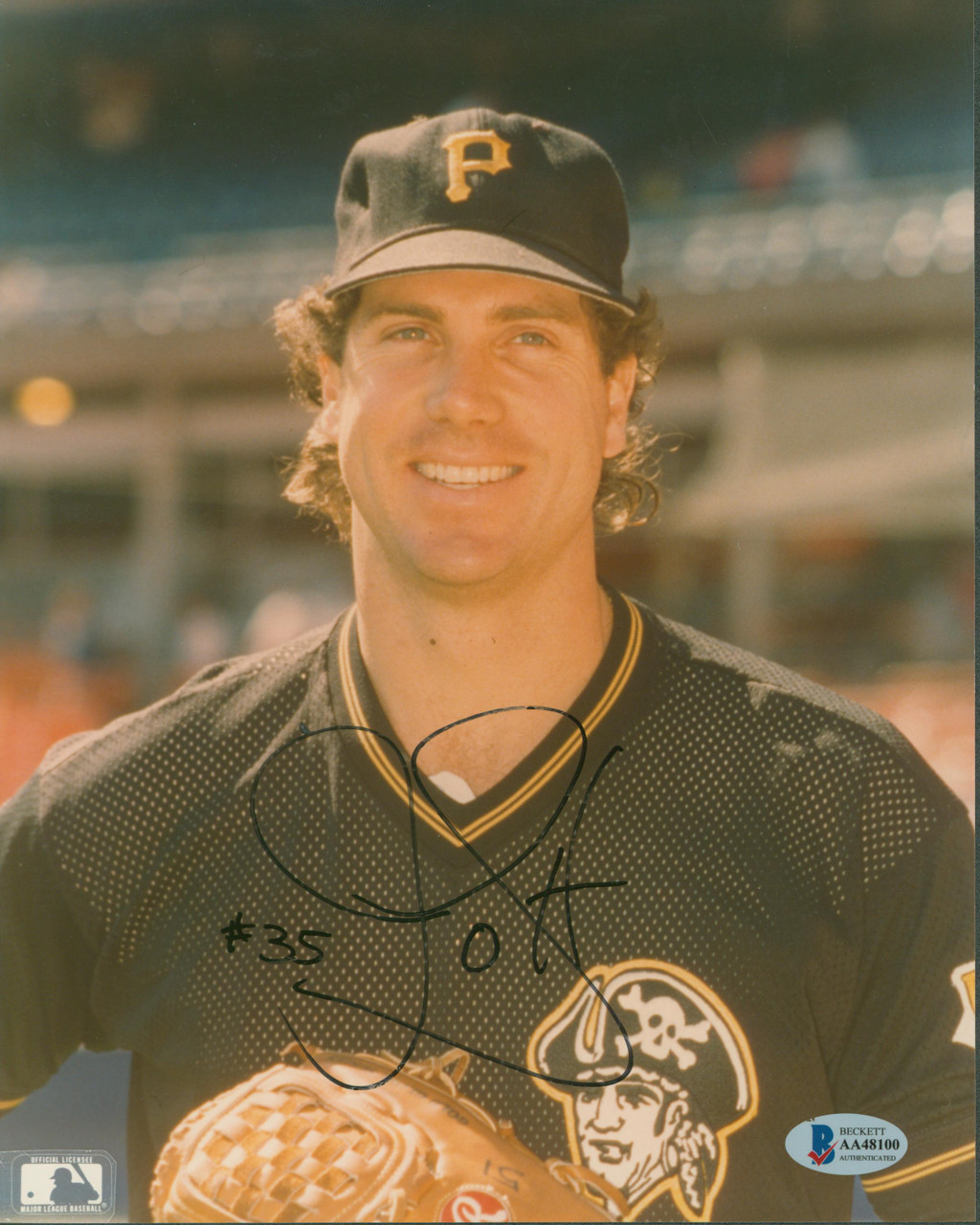 Autographed MIKE LAVALLIERE 8X10 Pittsburgh Pirates Photo