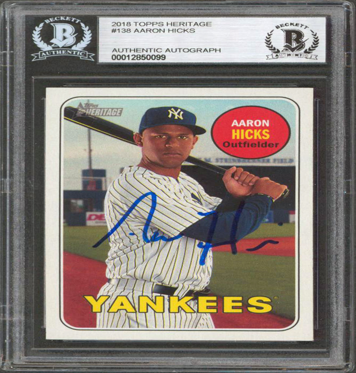 Yankees Aaron Hicks Authentic Signed 2018 Topps Heritage #138