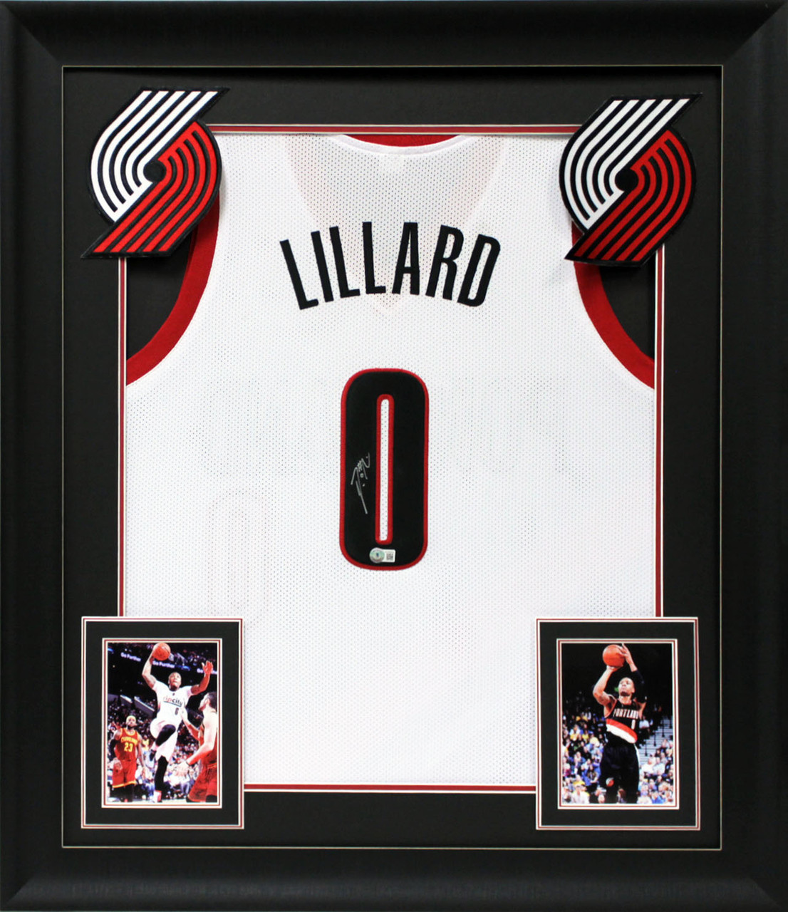 Damian Lillard Signed Trail Blazers Jersey (Lillard & Beckett)