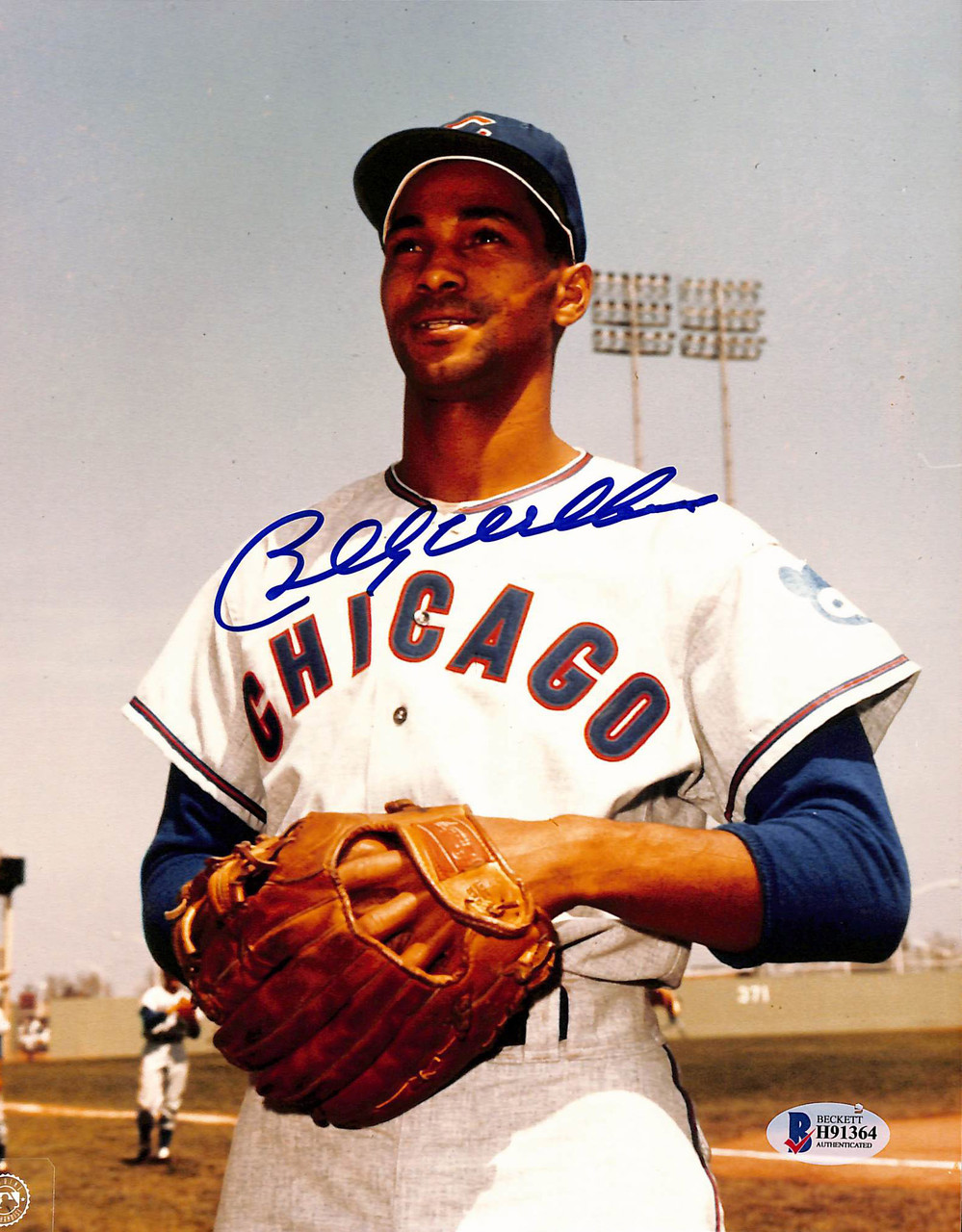Cubs Billy Williams Authentic Signed 8x10 Horizontal Swinging