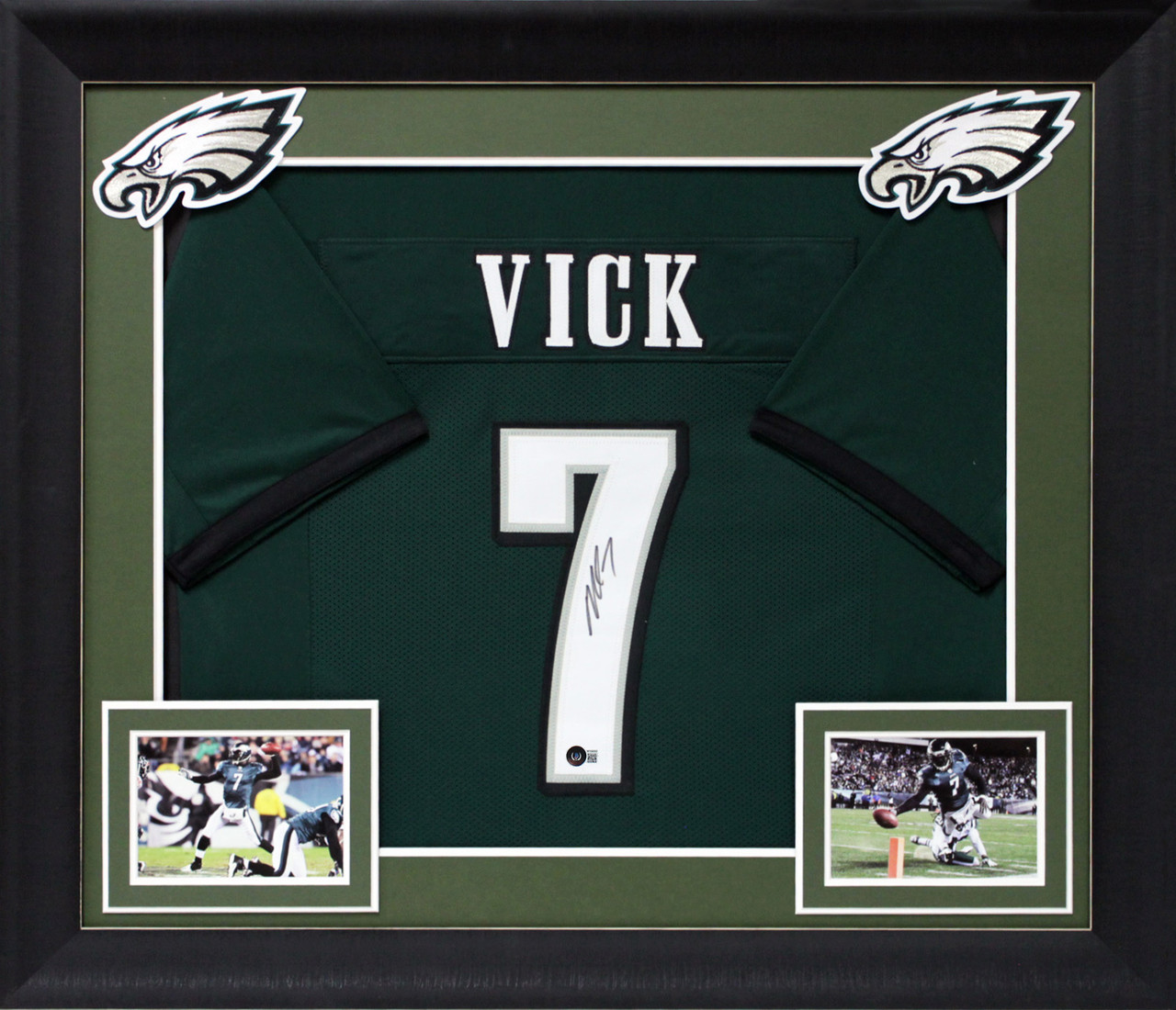 Press Pass Collectibles Michael Vick Authentic Signed Green Pro Style Framed Jersey BAS Witnessed