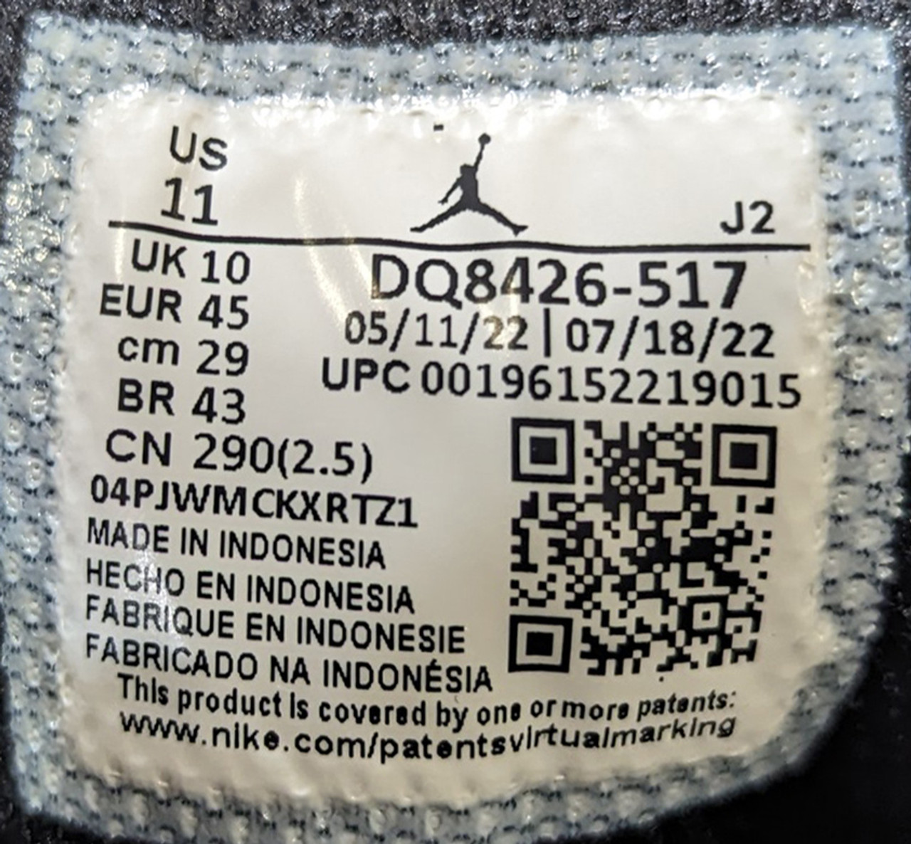 Magic Johnson Authentic Signed Right Nike Air Jordan 1 2022
