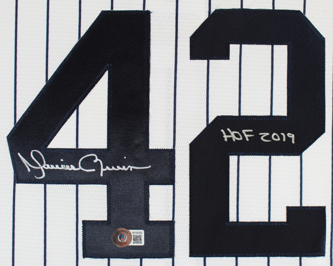 Press Pass Collectibles Yankees Mariano Rivera HOF 2019 Signed White Pinstripe Nike Jersey BAS Witness