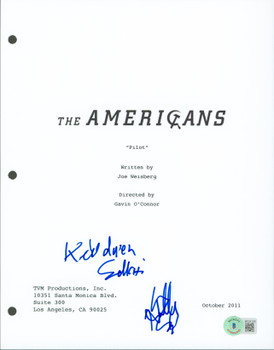 Holly Taylor & Keidrich Sellati Signed The Americans Script Cover BAS #BF24126
