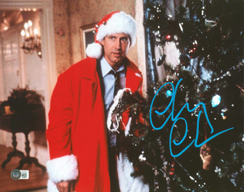 Chevy Chase Christmas Vacation Signed 11x14 Horizontal Tree Photo BAS Witnessed