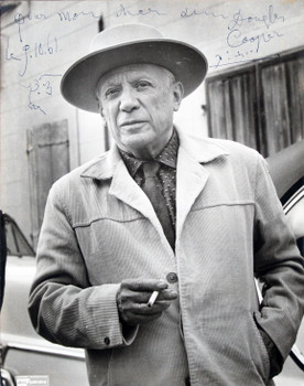 Pablo Picasso Authentic Signed 9x11.5 B&W Photo w/ Bull Sketch BAS #AI00150