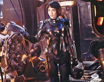 Rinko Kikuchi Pacific Rim Signed Authentic 11X14 Photo PSA/DNA #V20421