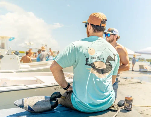 DIXIE DECOY POLLING THE FLATS T-SHIRT POLLING THE FLATS T-SHIRT