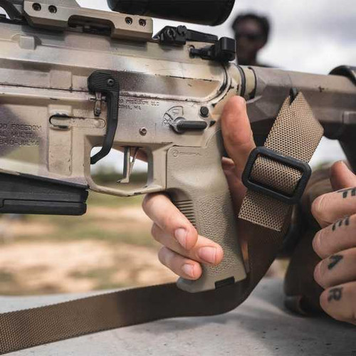 MAGPUL MAGPUL MAG1165-FDE MOE K2-XL GRIP FDE MAGPUL-MAG1165-FDE