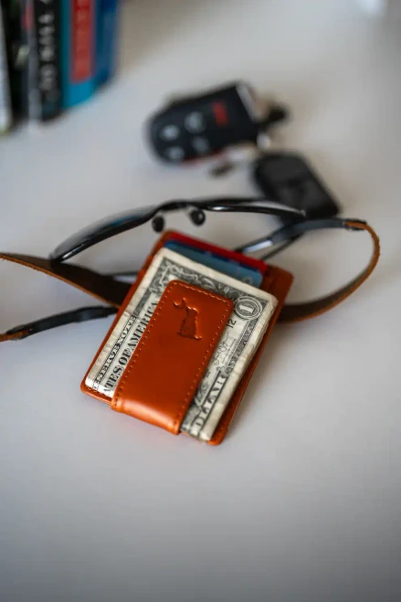 LOCAL BOY MONEY CLIP LEATHER LOBOY-L2100052