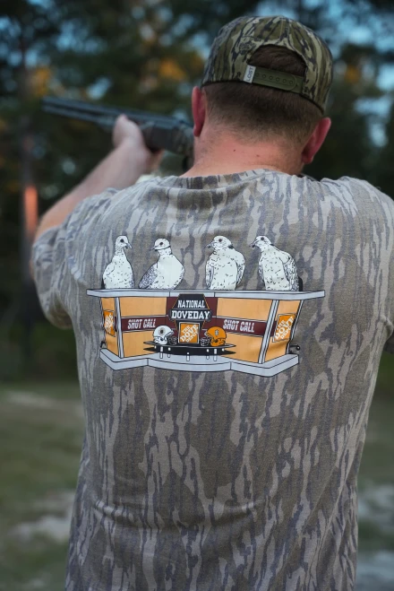 DOVE DAY TEE