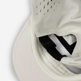 CUPRA Technische Cap mit flachem Schirm. CUPRA Technische Cap mit flachem Schirm.