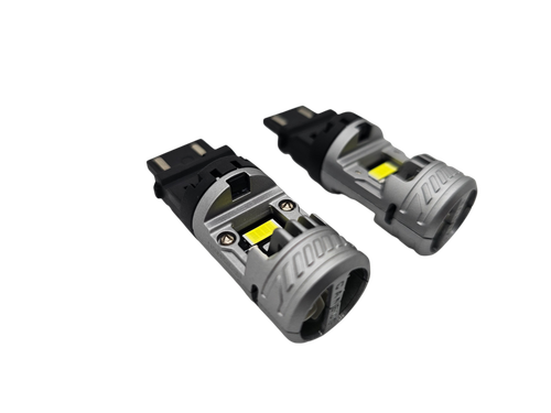 VYPR 3156 WHITE HIGH OUTPUT LED WITH BUILT IN CANBUS  BULBS - PAIR