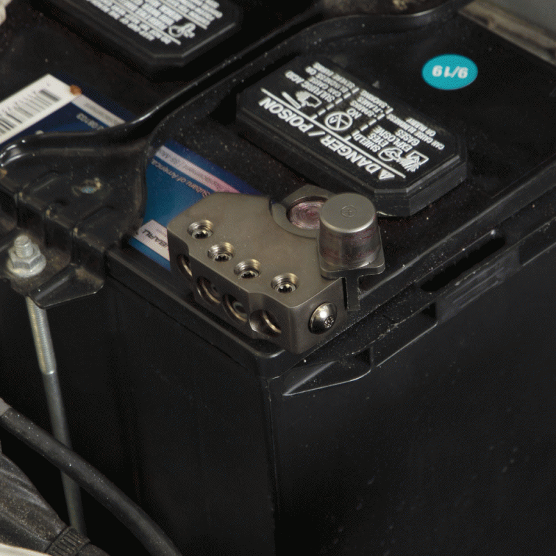 TSPEC BATTERY TERMINAL 2 - 0/4GA - 2 8GA OUT