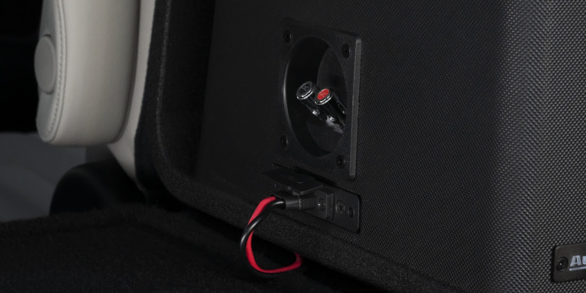 AUDIOCONTROL SPIKE SERIES 8" VENTED ENCLOSURE