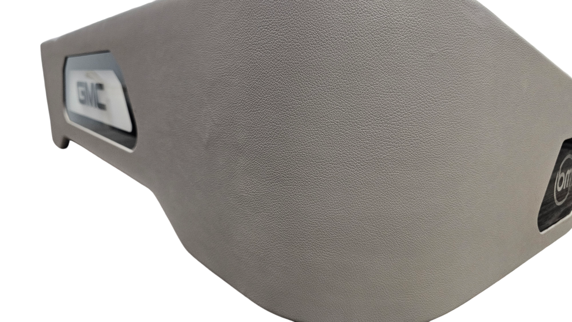 BASS-MAXX LEVEL 4 PRO SERIES GMC / CHEVROLET TRUCK 2019-2024 UP CREW CAB - ROUNDED CORNERS, VINYL WRAPPED WITH DURABLE CARPET TOP AND BOTTOM, ACRYLIC HINTERS, CHASING LED LIGHTING BUILT IN - VENTED - GRAY VINYL