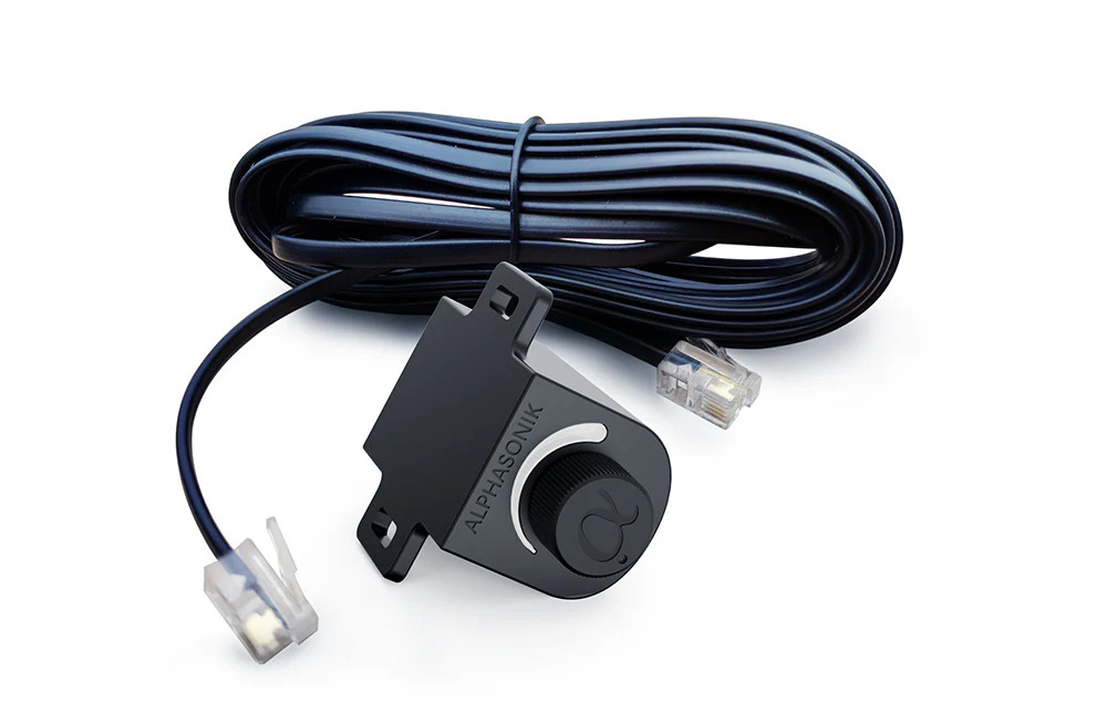 ALPHASONIK 2,400 Watts VENUM Series 5 Channel Amplifier ALPHASONIK 2,400 Watts VENUM Series 5 Channel Amplifier