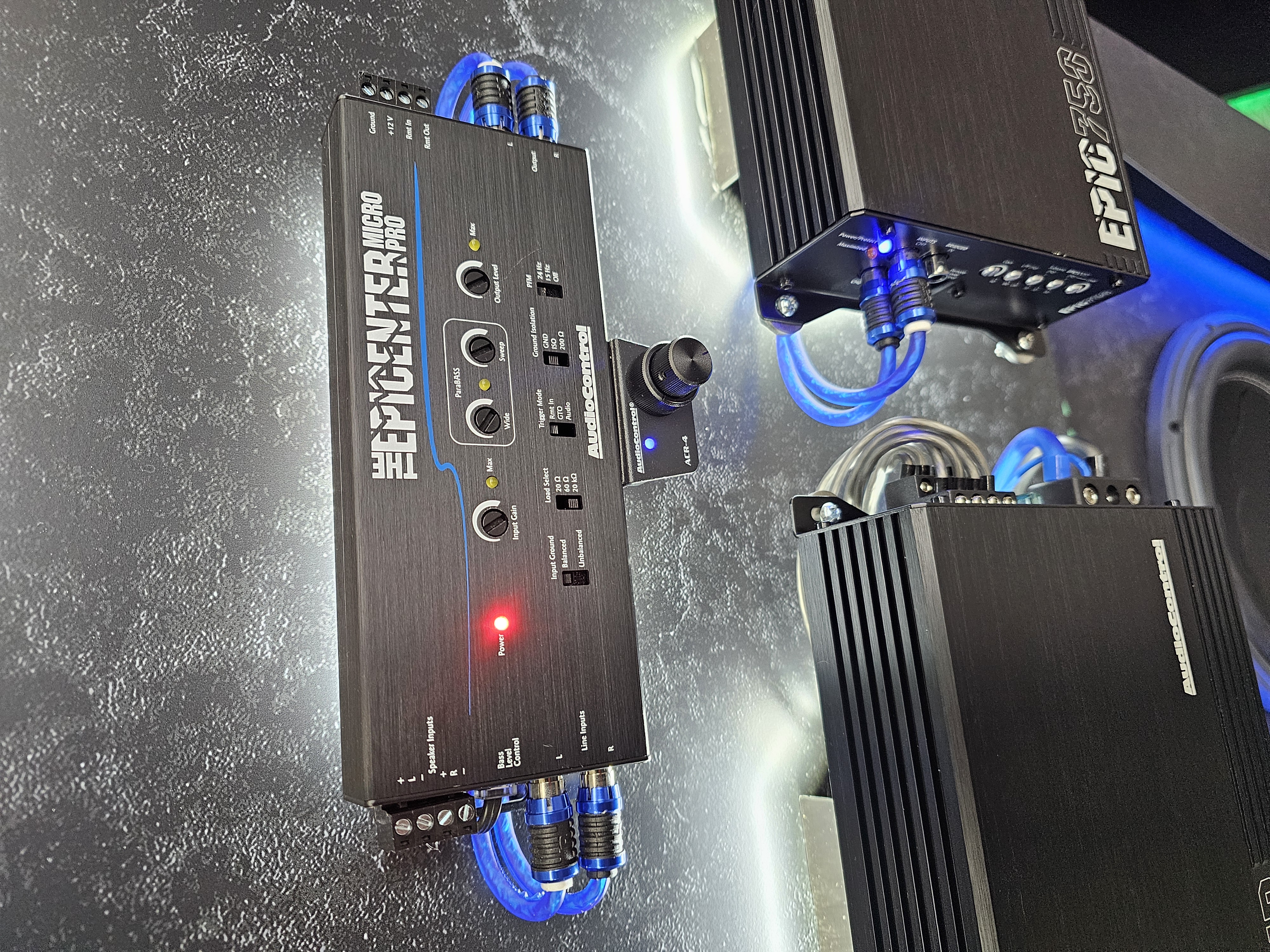 AUDIOCONTROL EPIC IN STORE LOADED IN STORE ACTIVE DISPLAY