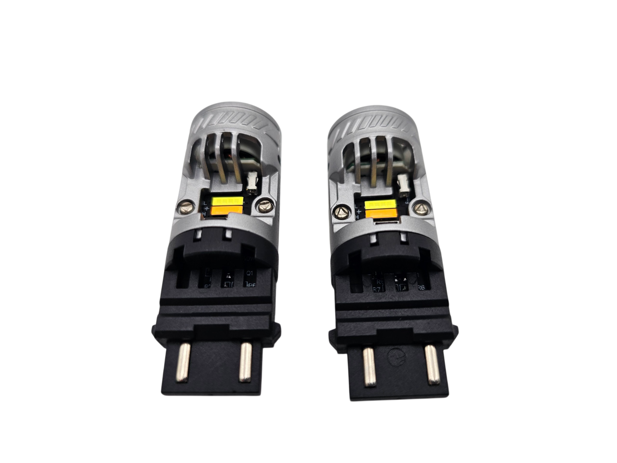 VYPR 3157 WHITE / AMBER SWITCH BACK  HIGH OUTPUT LED WITH BUILT IN CANBUS  BULBS - PAIR