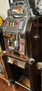 Jennings 25c Prospector Slot / Mahogany Wood Cabinet Circa 1940's