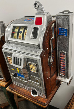 Jennings 5c Gooseneck Slot Machine working mint vender, circa 1930 Fully Restored