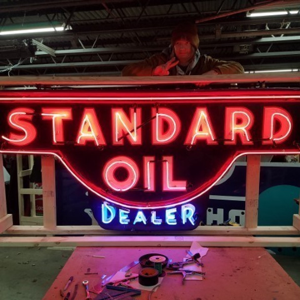 Standard Oil Dealer Neon