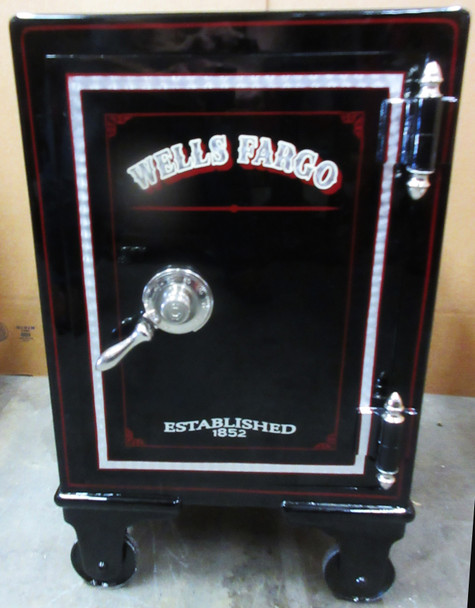 Original Hall's Safe fully restored Wells Fargo Theme circa 1867 Well6