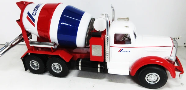 Smith Miller Cement Truck "CEMEX" Prototype