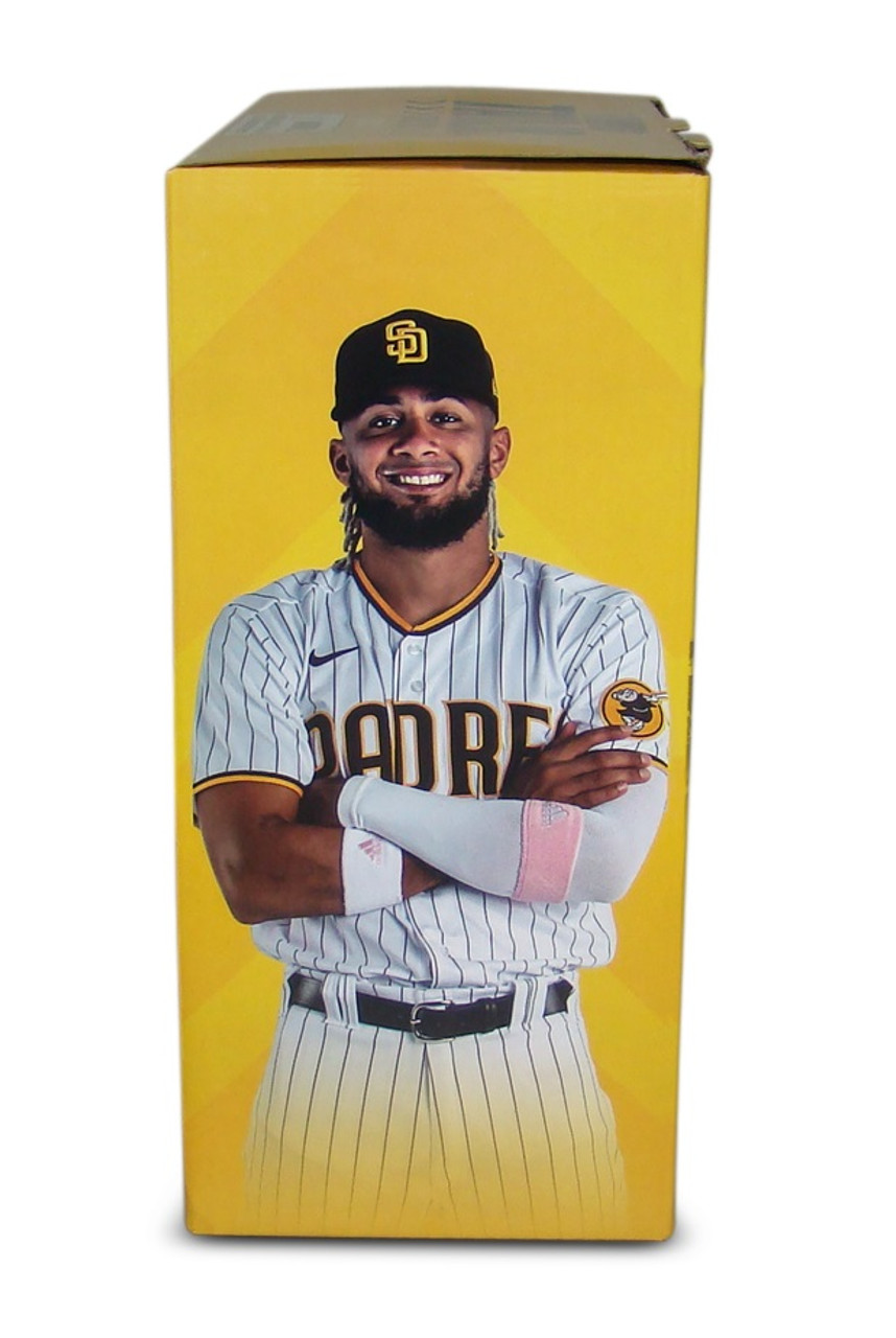 Padres switch Tatis bobblehead giveaway to Soto shirt night - The Iola  Register