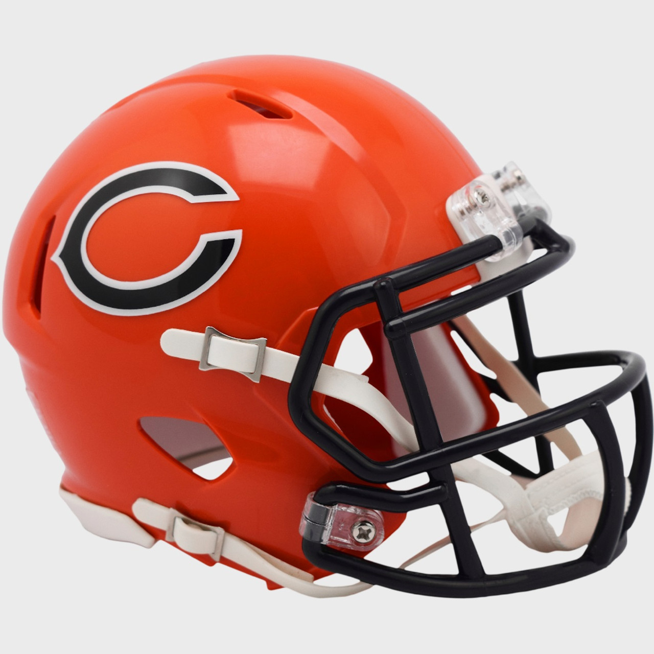 NFL world reacts to Chicago Bears new orange helmets