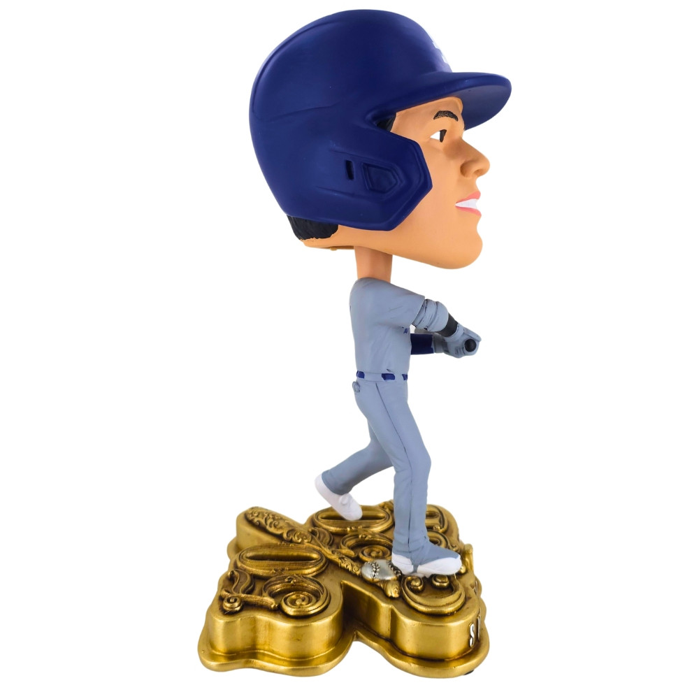 Shohei Ohtani Los Angeles Dodgers 50/50 Club Gold Base 9.5