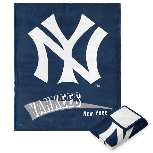 New York Yankees Throwback 50" x 60" Silk Touch Throw Blanket
