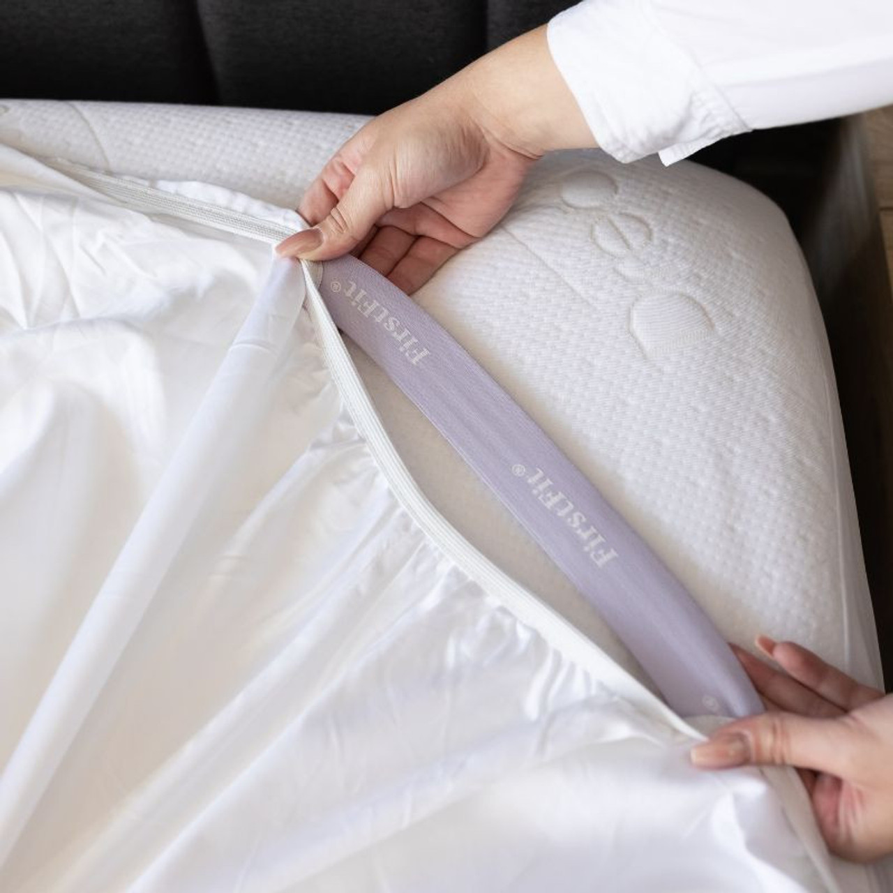 DreamFit Chill Innovations DreamChill Enhanced Bamboo Upper  Flex Split Top/Head Bed Sheets White Straps