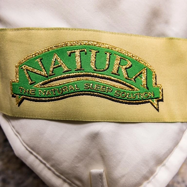 Natura Wool™ Washable Wool Filled Comforter/Duvet (300 GSM), Natura Corner End Label