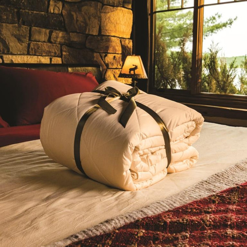100% Organic Natura Wool™ Filled Comforter/Duvet, Packaging, Twin Full, Queen King Wool Filled Comforter/Duvet, Package With Red Bow