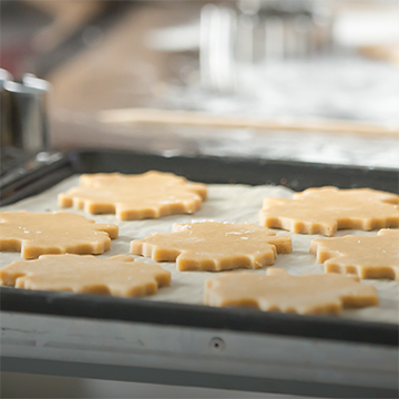 Cookie Sheets & Baking Sheets