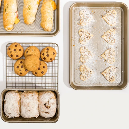 Cuisipro Bakeware, Baking Sheet (L) 17.5x11.75x1"/44.5x30.9x2.5cm, Carbon Steel