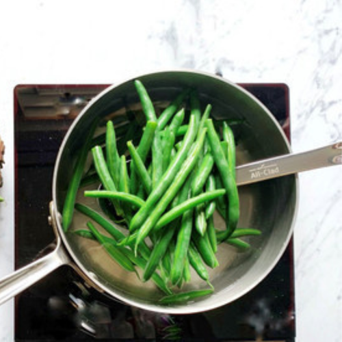 All-Clad D3 Stainless Steel 3-quart Saucepan with Lid