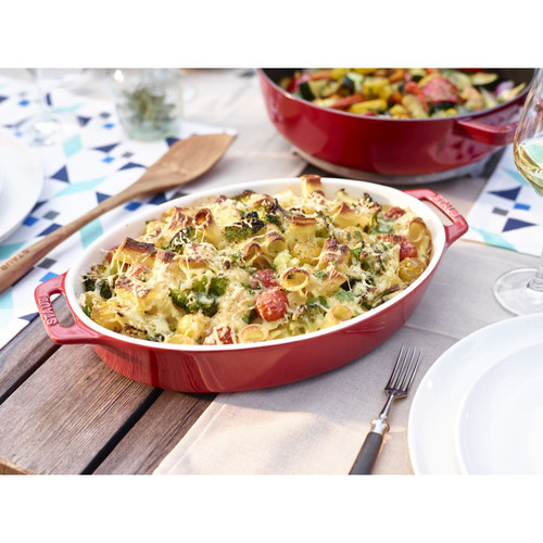 STAUB Ceramique 2 L Ceramic Oval Oven Dish, Cherry