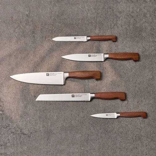 ZWILLING FOUR STAR Chef's Knife Compact 5.5 inch, Kotibe