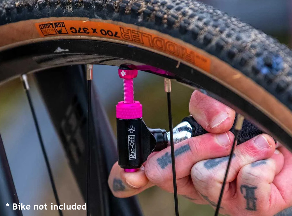 Muc-Off Road Bike Inflator Kit 16g Pushys