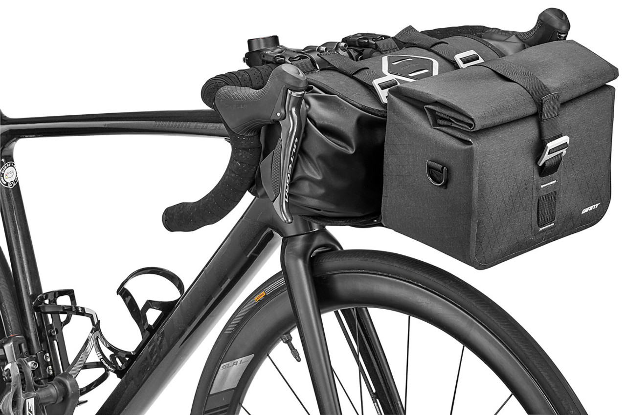 Giant H2Pro 9 Litre Handlebar Bag Black - Pushys