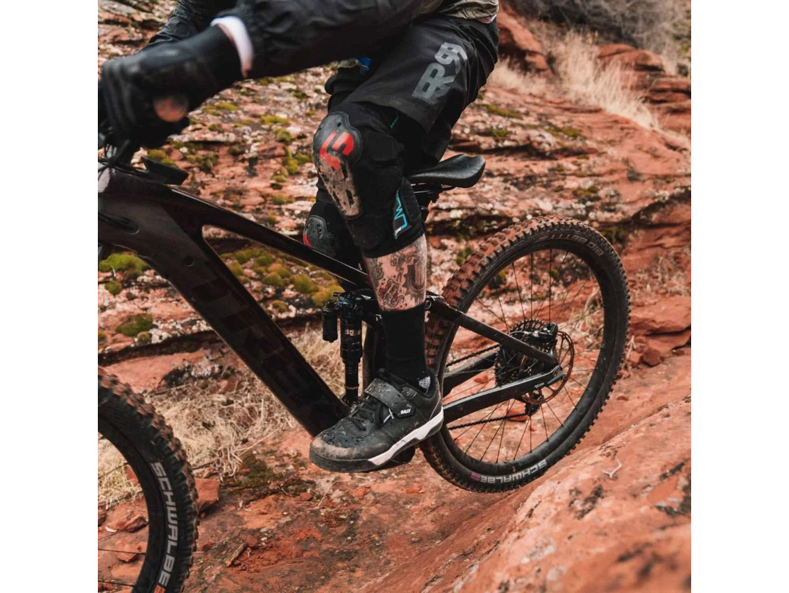 G-Form E-Line Mountain Bike Knee Guards