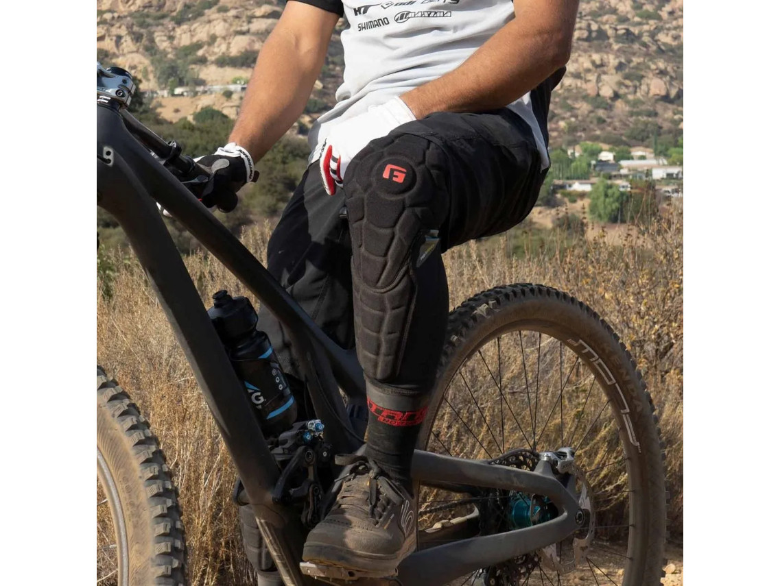 G Form Youth Mountain Bike Knee Pads G Form Youth Mountain Bike