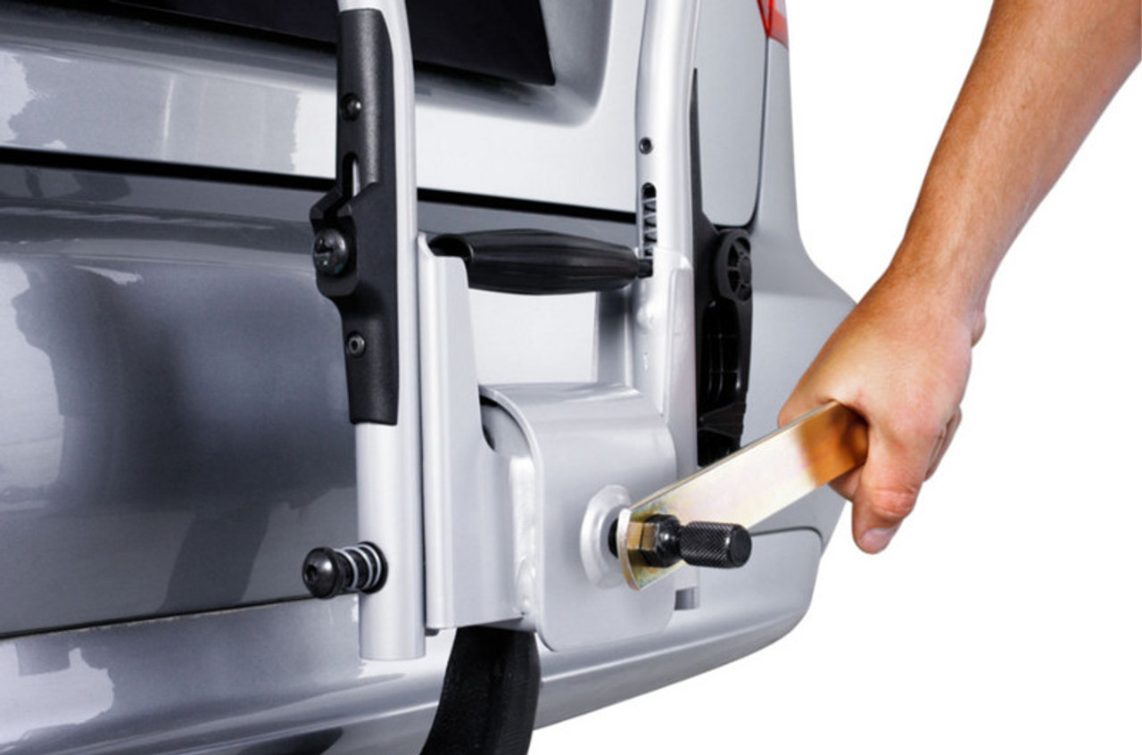 Thule 972 HangOn Bike Tiltable Towbar Mounted Bike Carrier