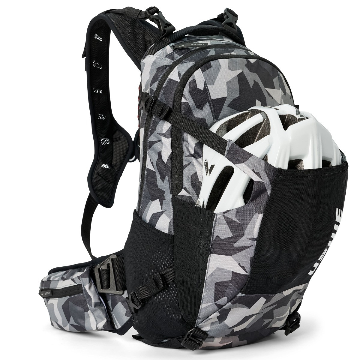 USWE SHRED 16 ブラックリュック USWE Shred 16L MTB Camo/Black Daypack - Pushys