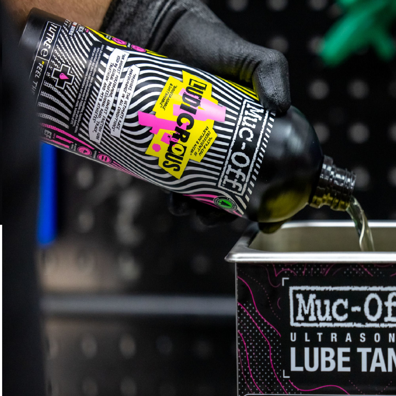 Muc-Off Ludicrous AF Biodegradable Lubricant 1L - Bikebug