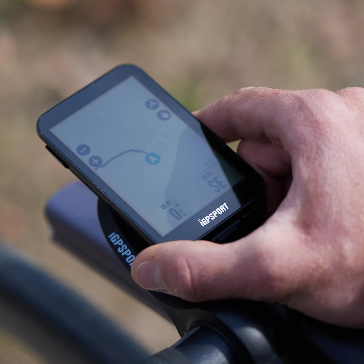 IGPSport iGS800 Touch-Screen GPS Cycling Computer - Bikebug